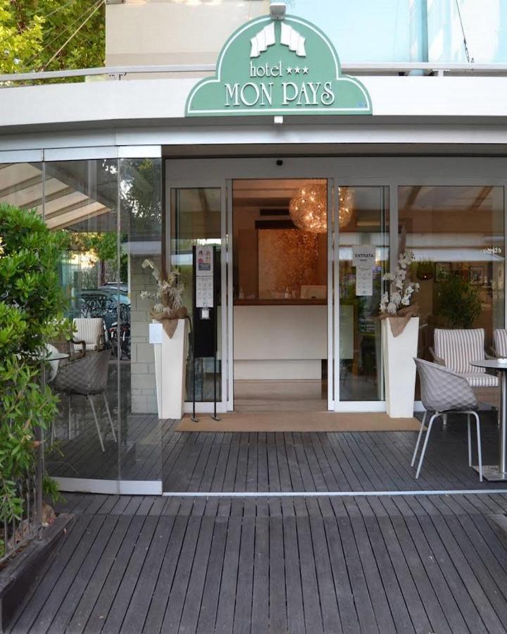 Hotel Mon Pays Riccione Kültér fotó