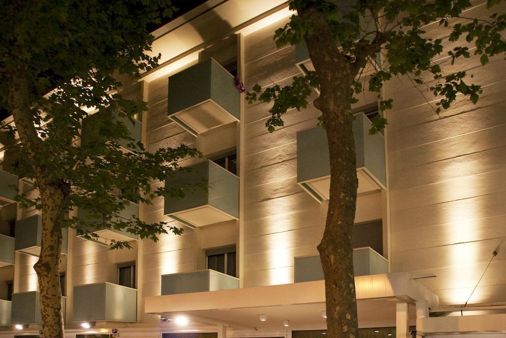 Hotel Mon Pays Riccione Kültér fotó